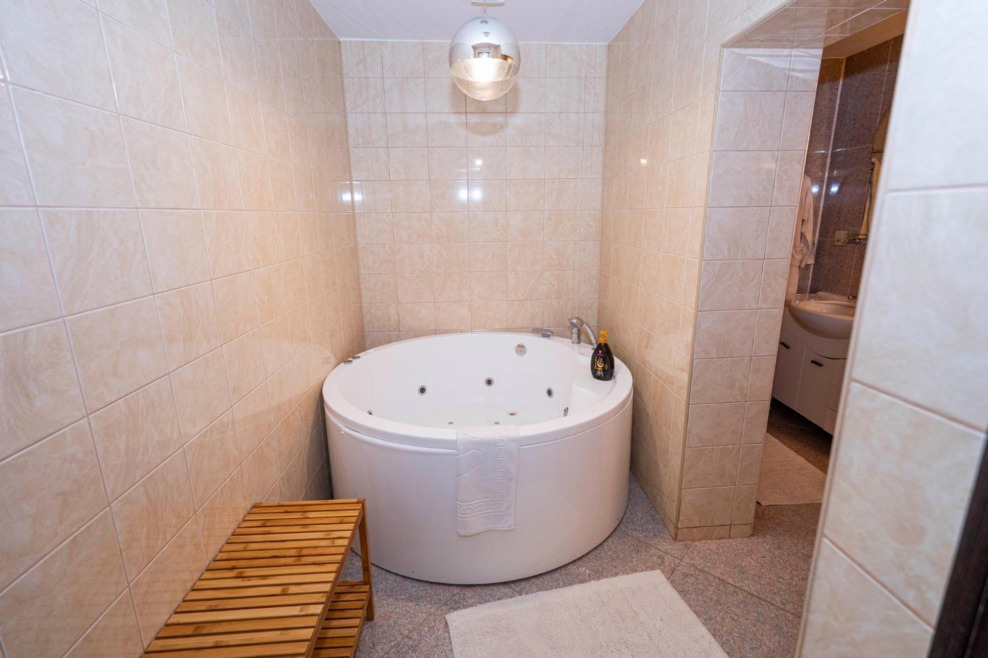 Noblesse Suite Galaţi Buitenkant foto
